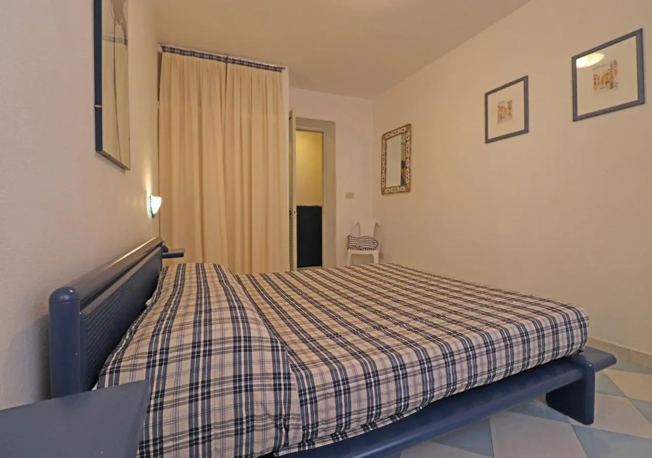 Volta 01- Bilocale nel centro storico di La Maddalena Appartamento La Maddalena
