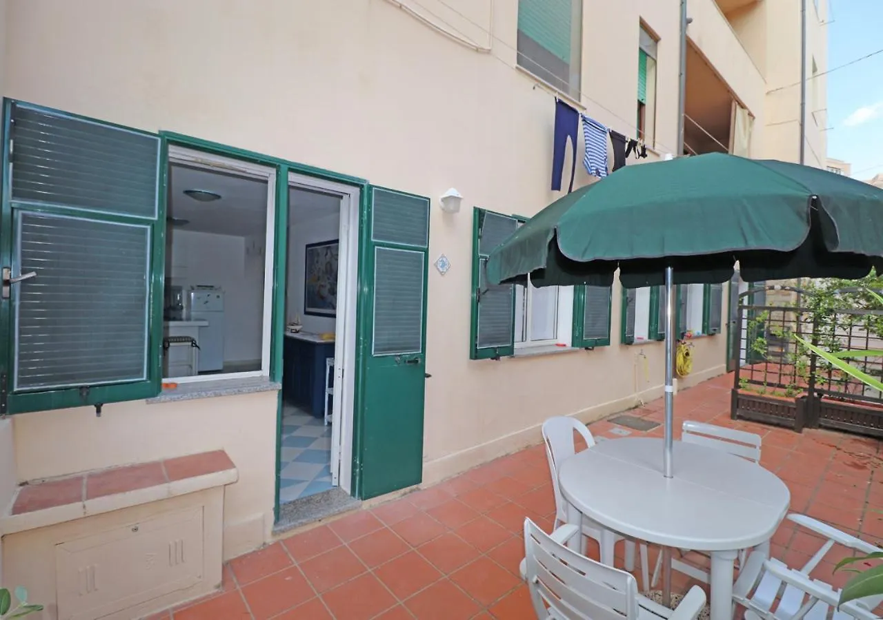 Volta 01- Bilocale Nel Centro Storico Di La Maddalena Apartment La Maddalena   La Maddalena (Sassari)